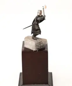 Alternative view of British Knight