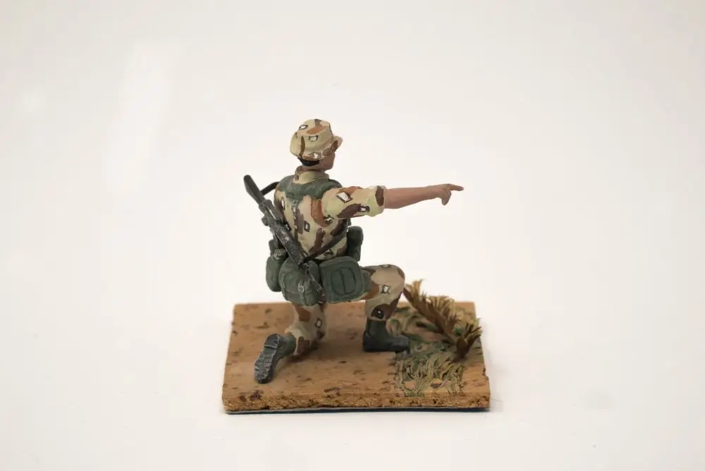 American Soldier Kneeling - Image 3